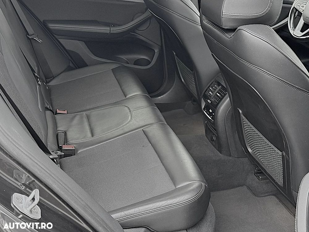 BMW X3 xDrive20d AT xLine - 29