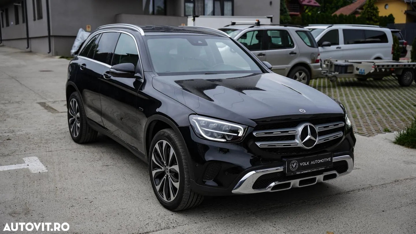Mercedes-Benz GLC 300 e 4Matic 9G-TRONIC - 3