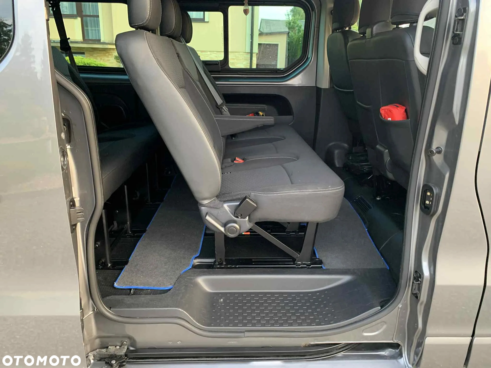 Opel Vivaro - 18
