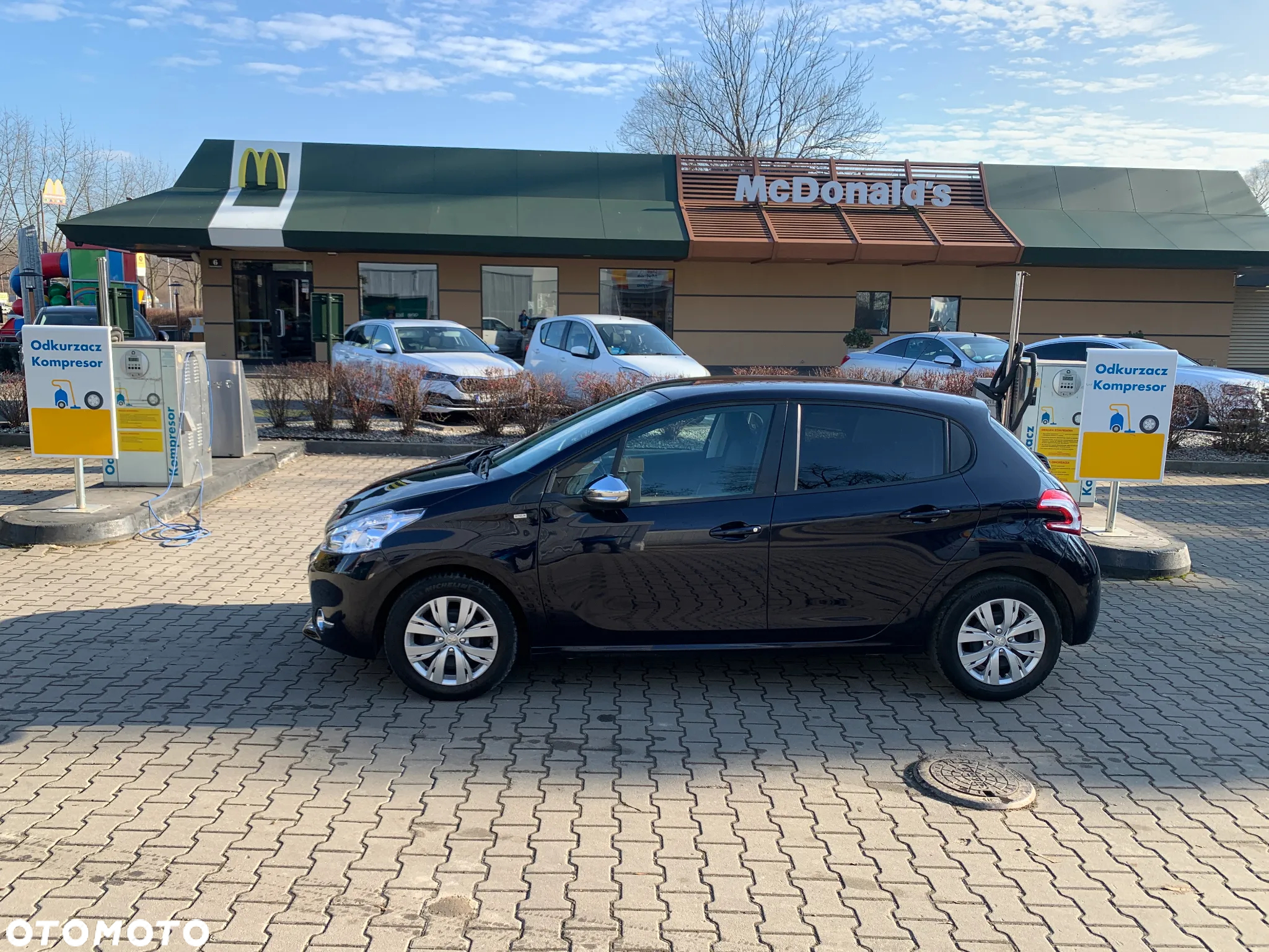 Peugeot 208 1.2 PureTech Style - 7