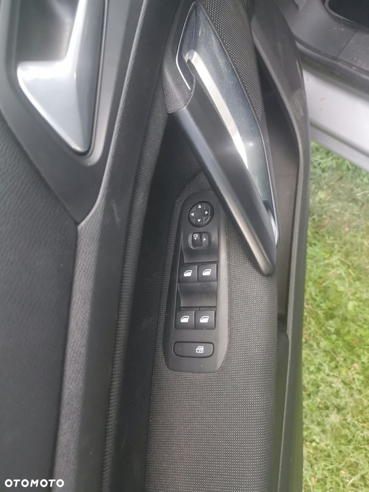 Peugeot 308 - 7