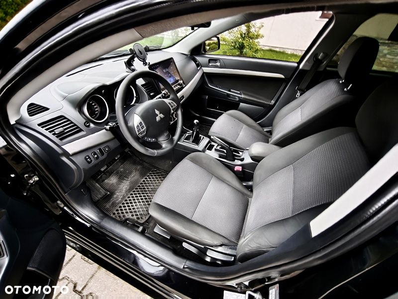Mitsubishi Lancer 1.8 Inform LPG - 7