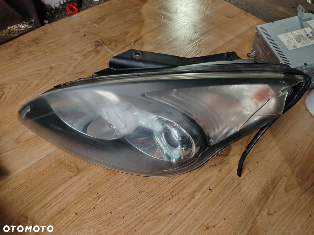 HYUNDAI I30 LIFT 09-12 reflektor lewy lampa lewa 92101-2R000 KLOSZ DO WYMIANY SOCZEWKA - 1