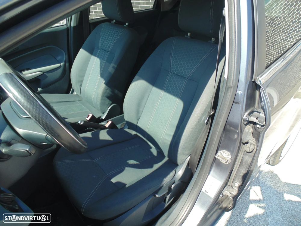 Ford Fiesta 1.25 Titanium - 19