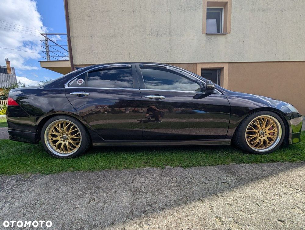Honda Accord - 1