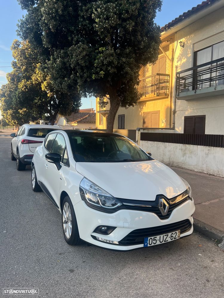 Renault Clio 0.9 TCe Limited Edition - 1