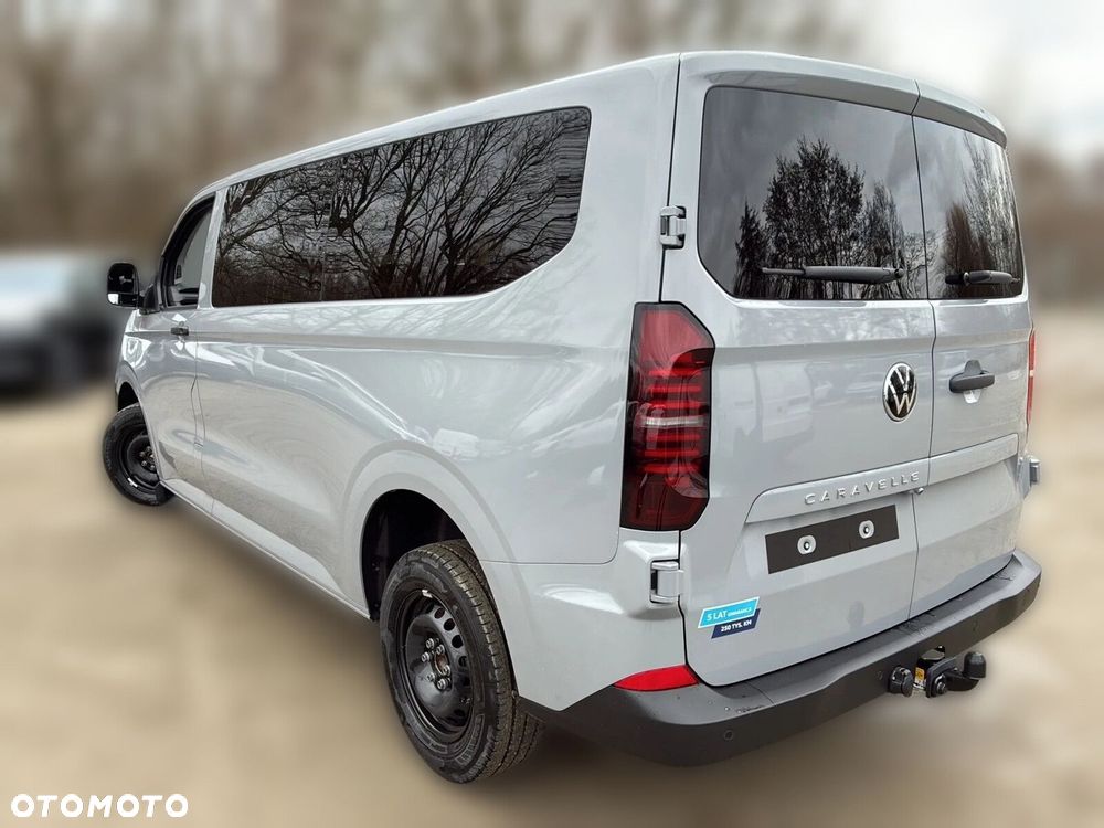 Volkswagen Caravelle - 4