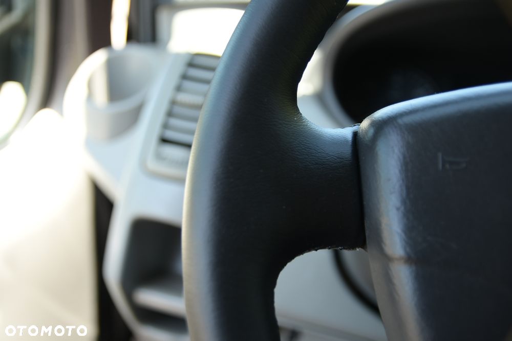 Opel Vivaro - 29