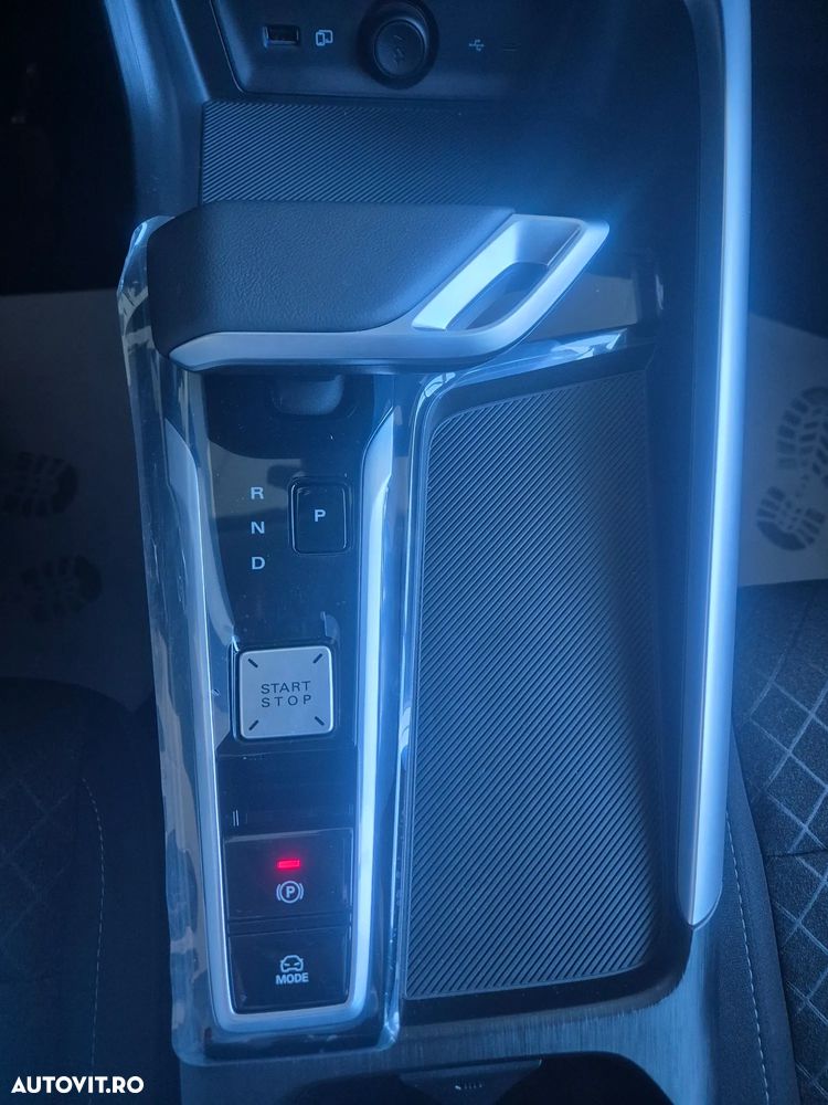 MG ZS HEV Hybrid+ Standard - 9