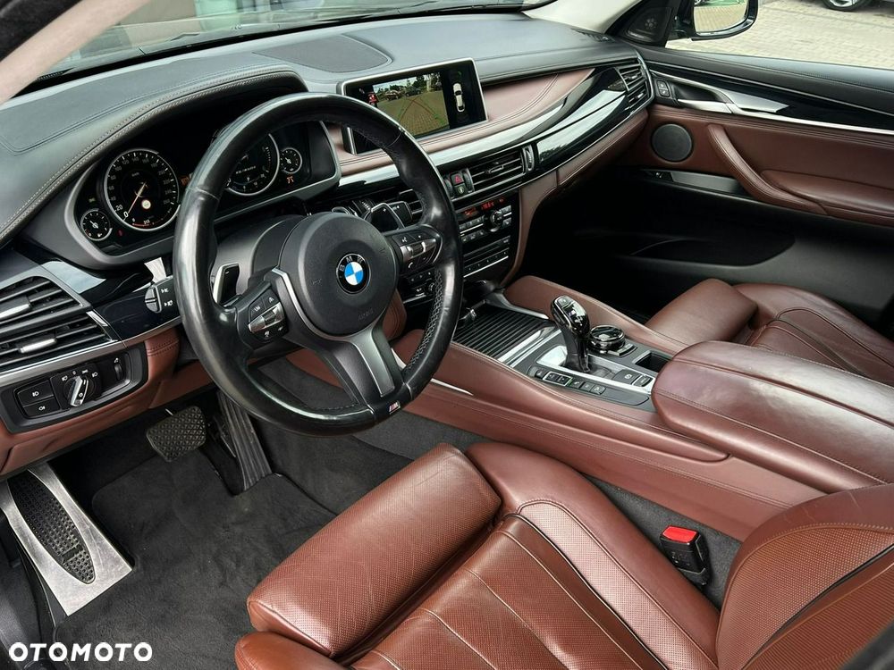 BMW X6M - 12