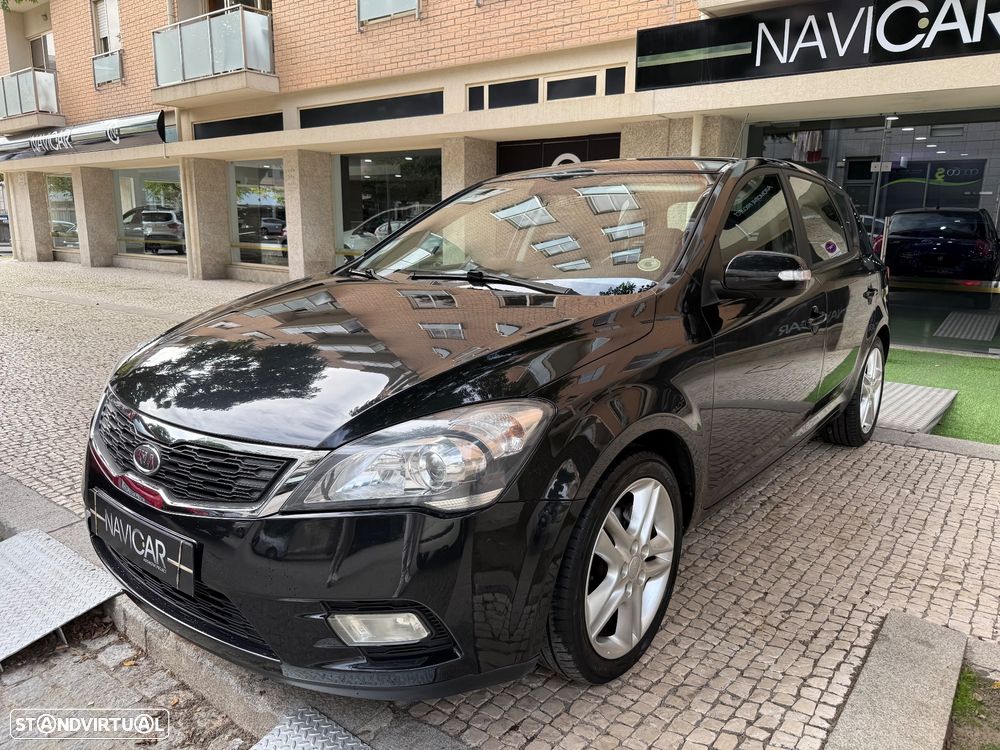Kia Ceed 1.6 CRDi LX ISG - 3
