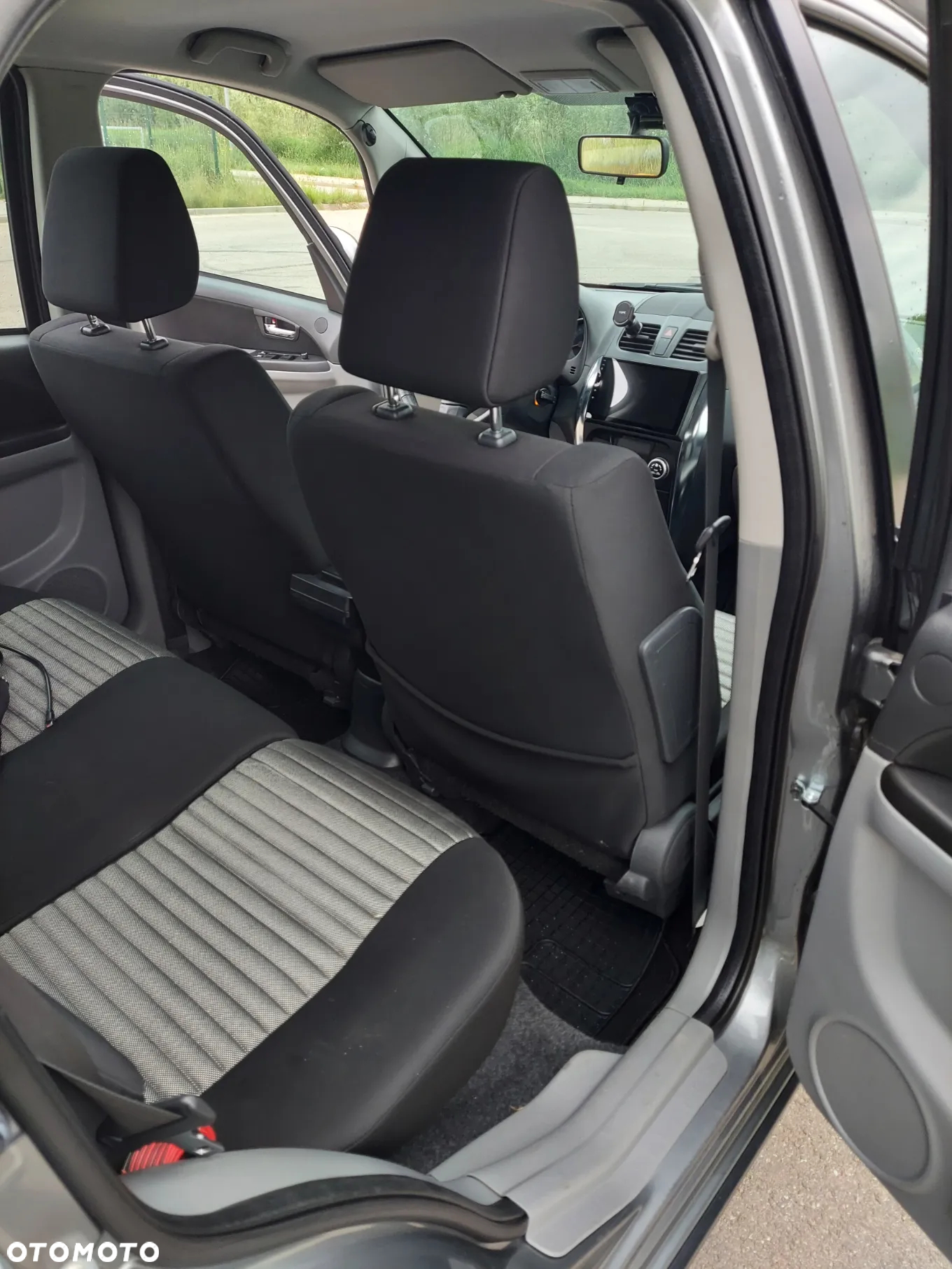 Suzuki SX4 - 12