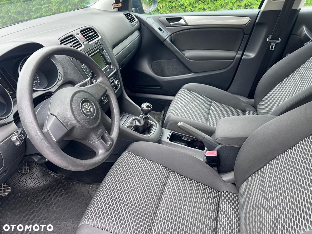 Volkswagen Golf - 13