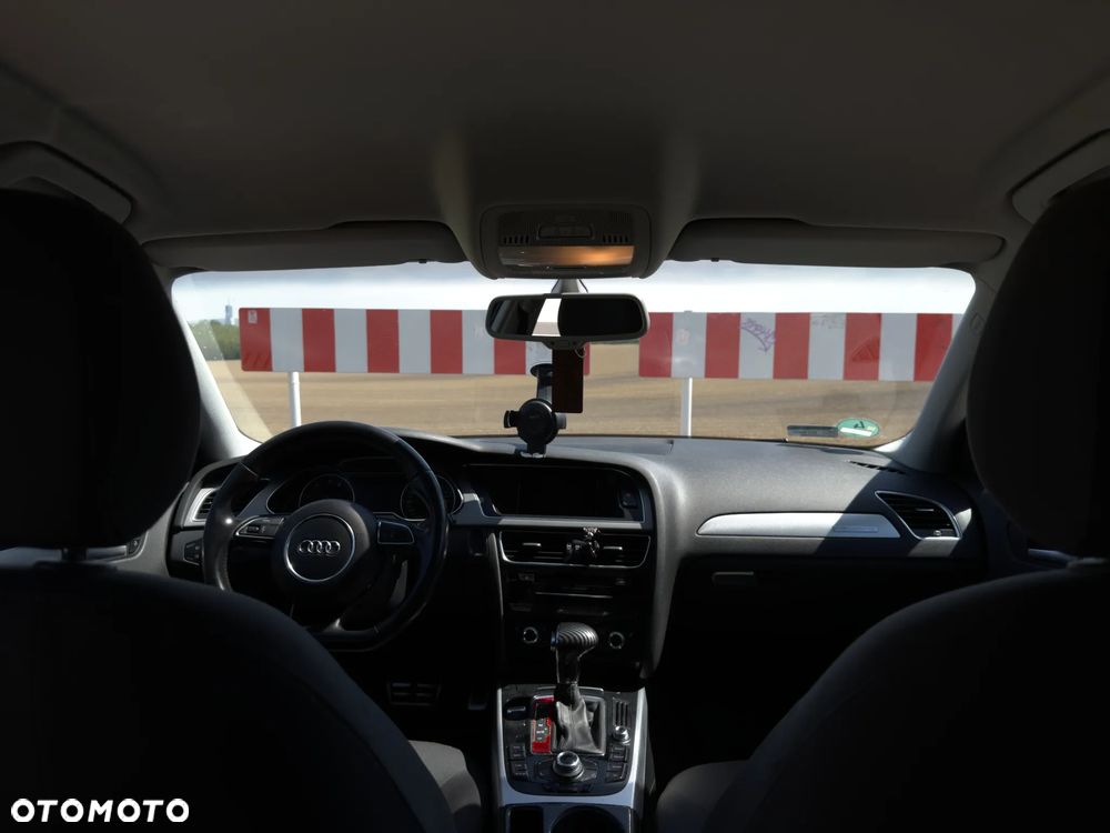 Audi A4 Allroad 2.0 TFSI Quattro S tronic - 4