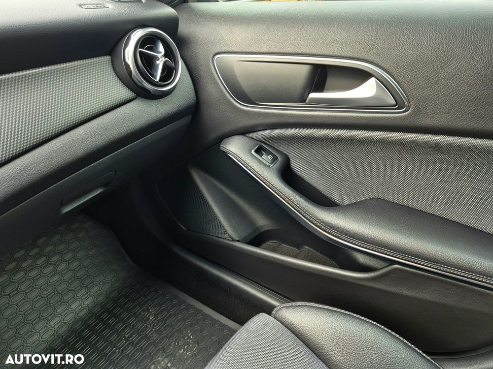 Mercedes-Benz GLA 200 d 4MATIC Aut. - 22