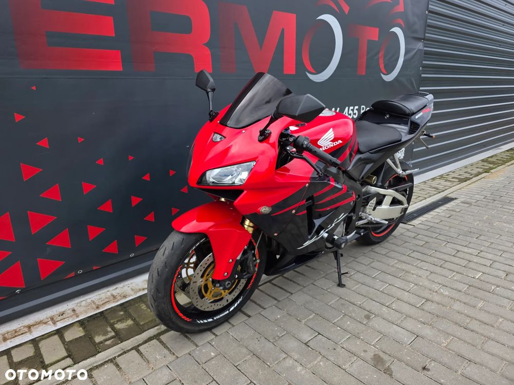 Honda CBR - 33