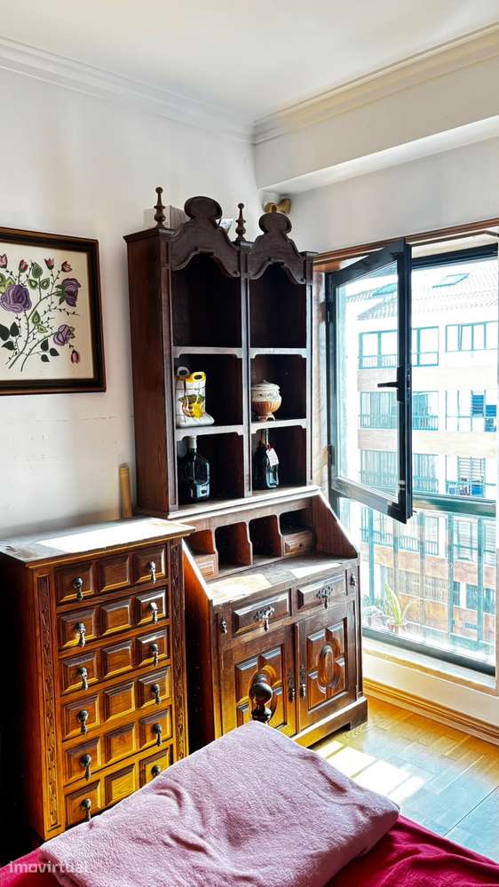 Quarto com wc partilhado - Grande imagem: 5/9