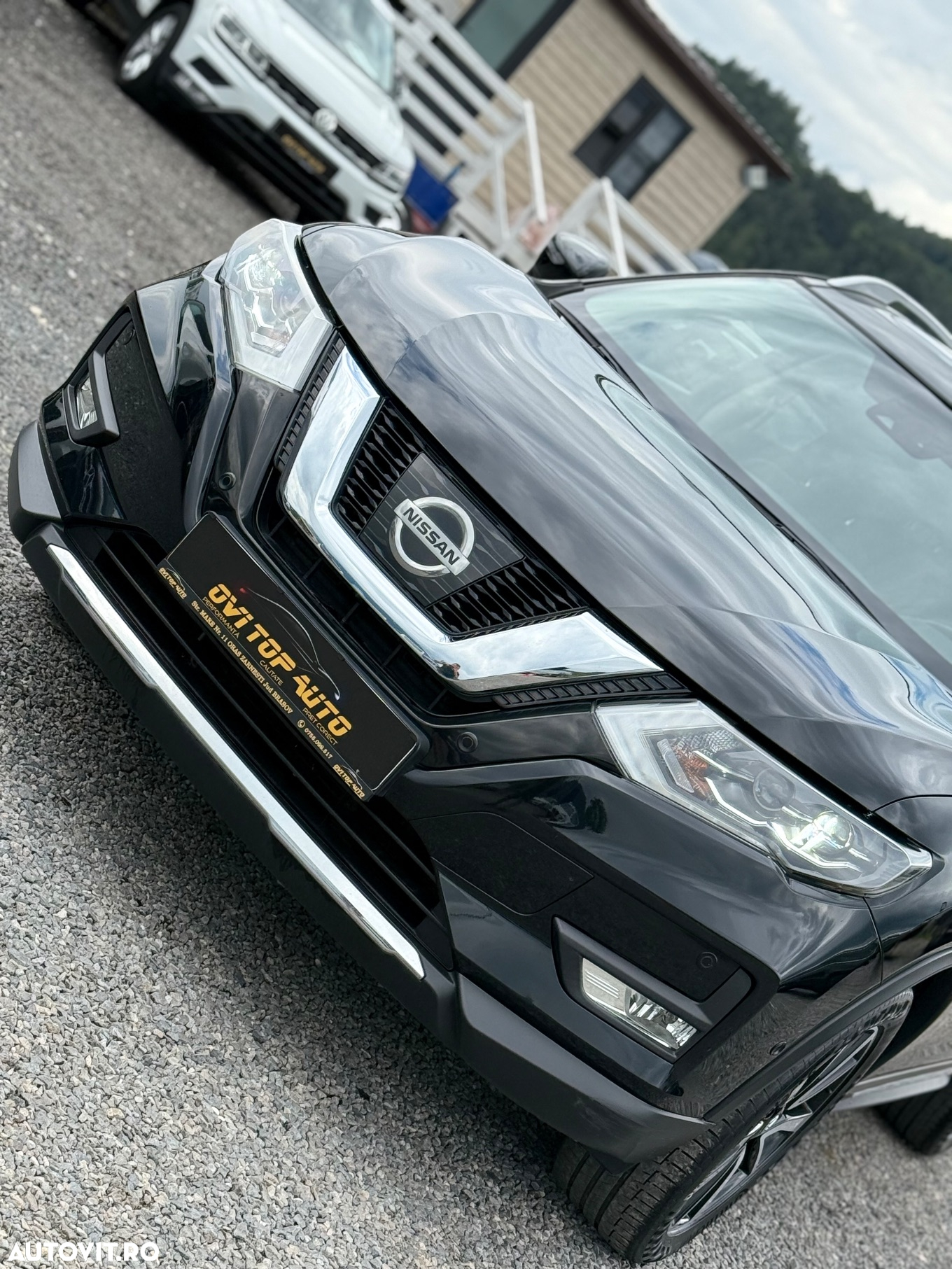 Nissan X-Trail 2.0D XTRONIC Start/Stop 4x4-i Tekna - 11