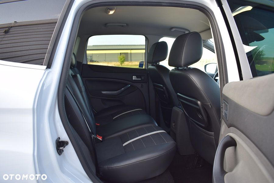 Ford Kuga 2.0 TDCi Titanium - 13