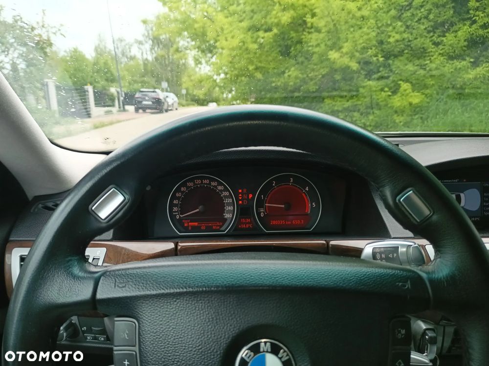 BMW Seria 7 - 5