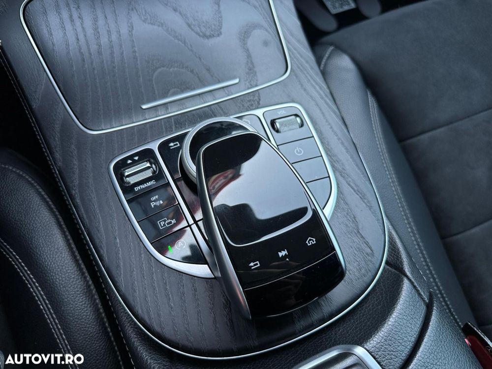 Mercedes-Benz E - 20
