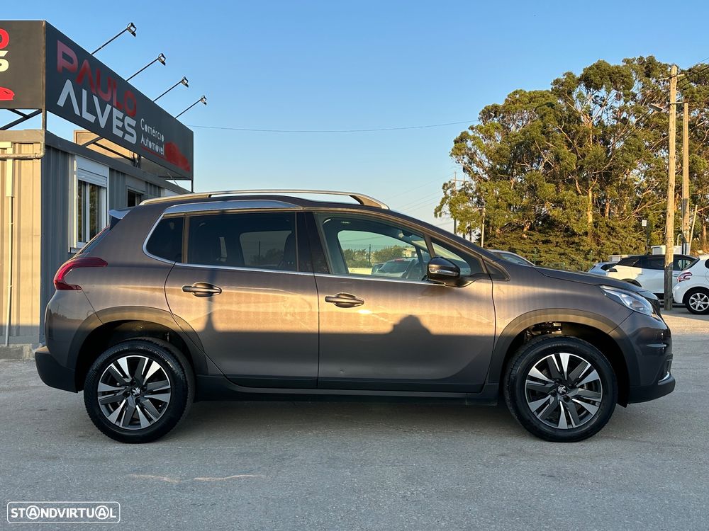 Peugeot 2008 1.5 BlueHDi Allure - 3