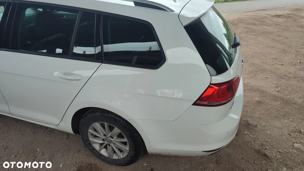 Volkswagen Golf VII 1.2 TSI BMT Comfortline - 16