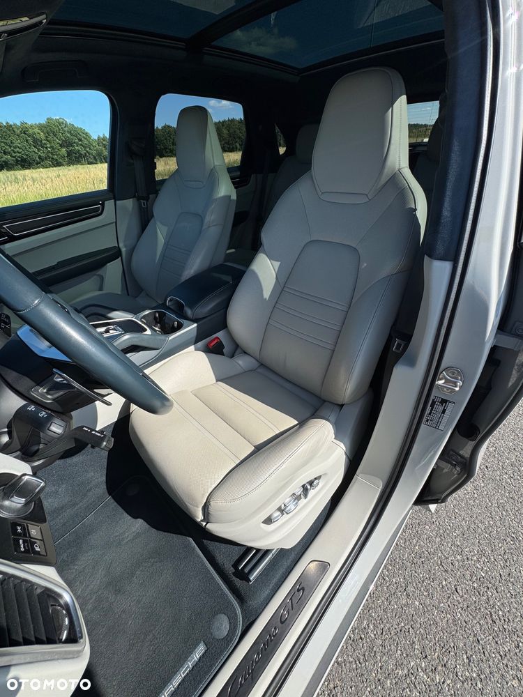 Porsche Cayenne GTS Tiptronic S - 24