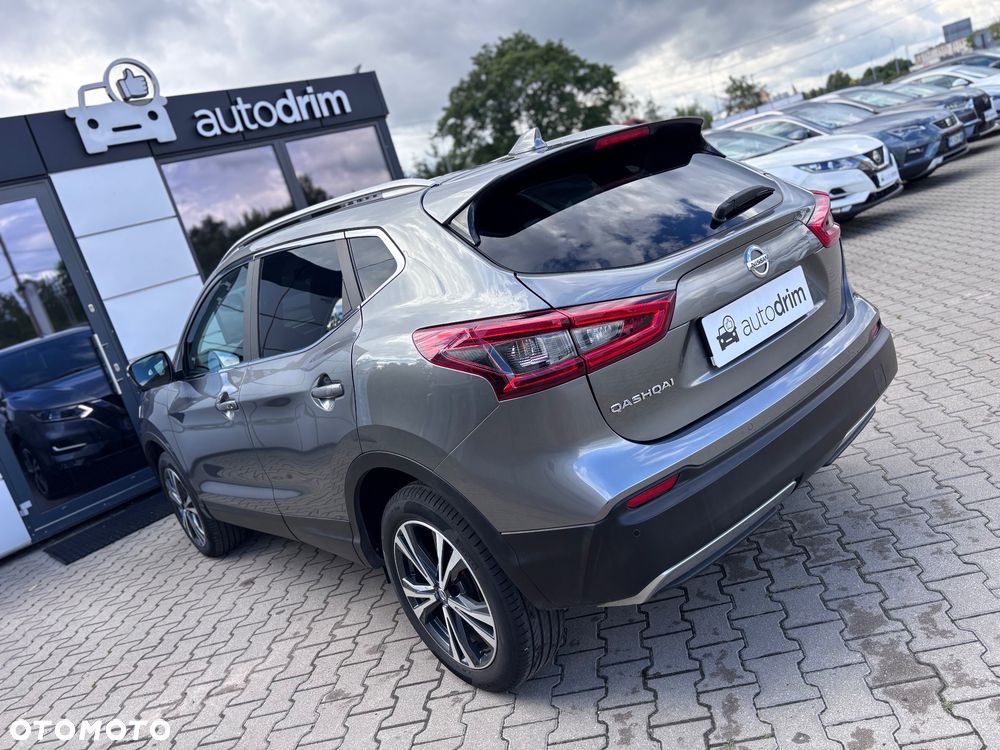 Nissan Qashqai 1.3 DIG-T N-Connecta - 11