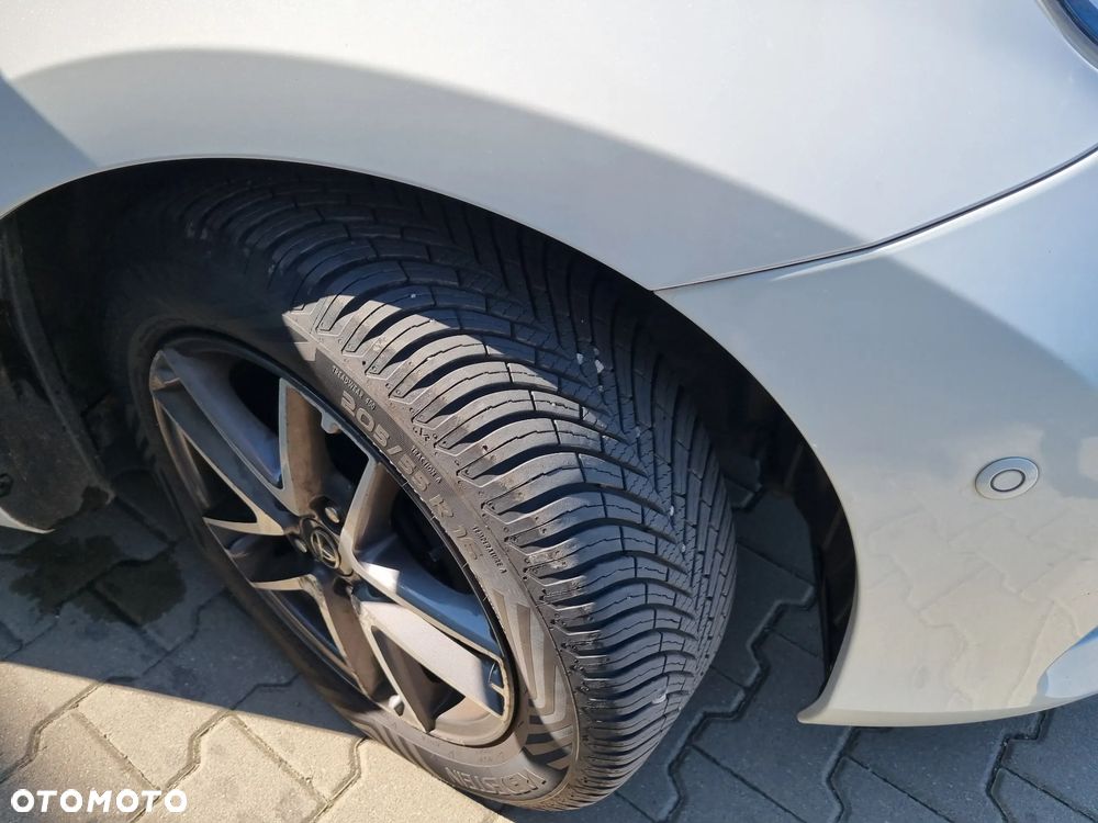 Toyota Auris 1.8 Life - 25