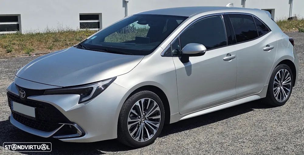 Toyota Corolla 1.8 Hybrid Comfort - 1