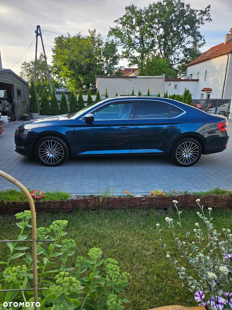 Skoda Superb 2.0 TDI SCR Ambition DSG - 3