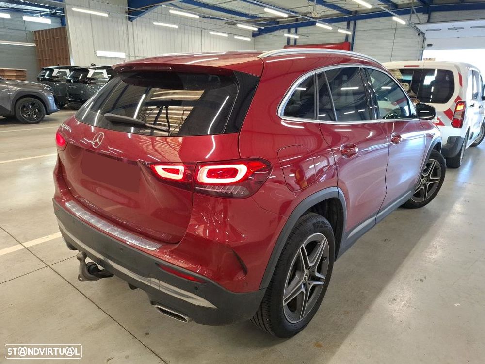 Mercedes-Benz GLA 250 e 8G-DCT AMG Line - 2
