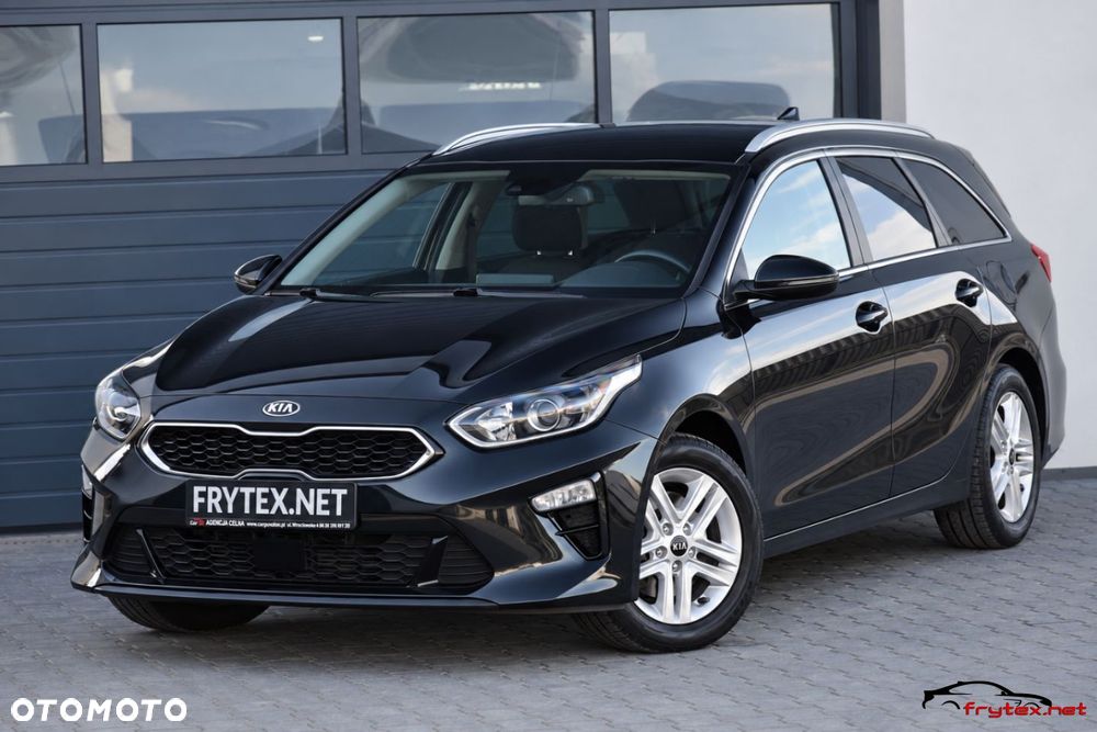 Kia Ceed - 10