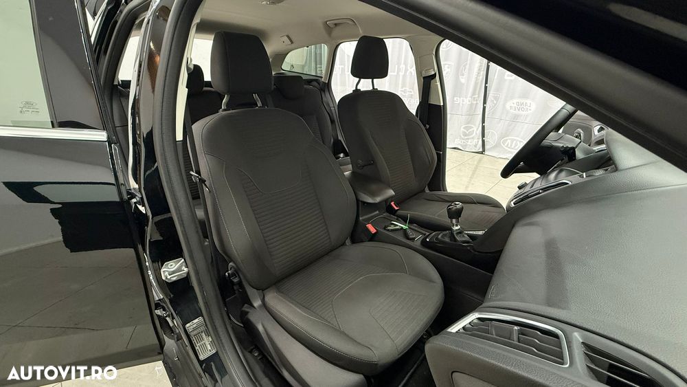 Ford Focus 1.5 TDCi Titanium - 19