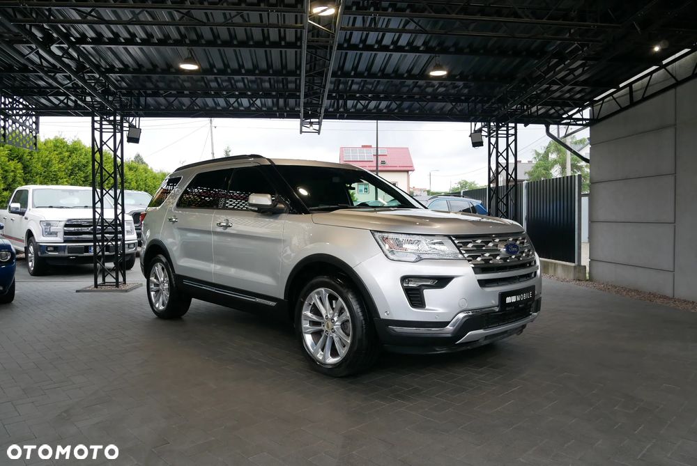 Ford Explorer - 2