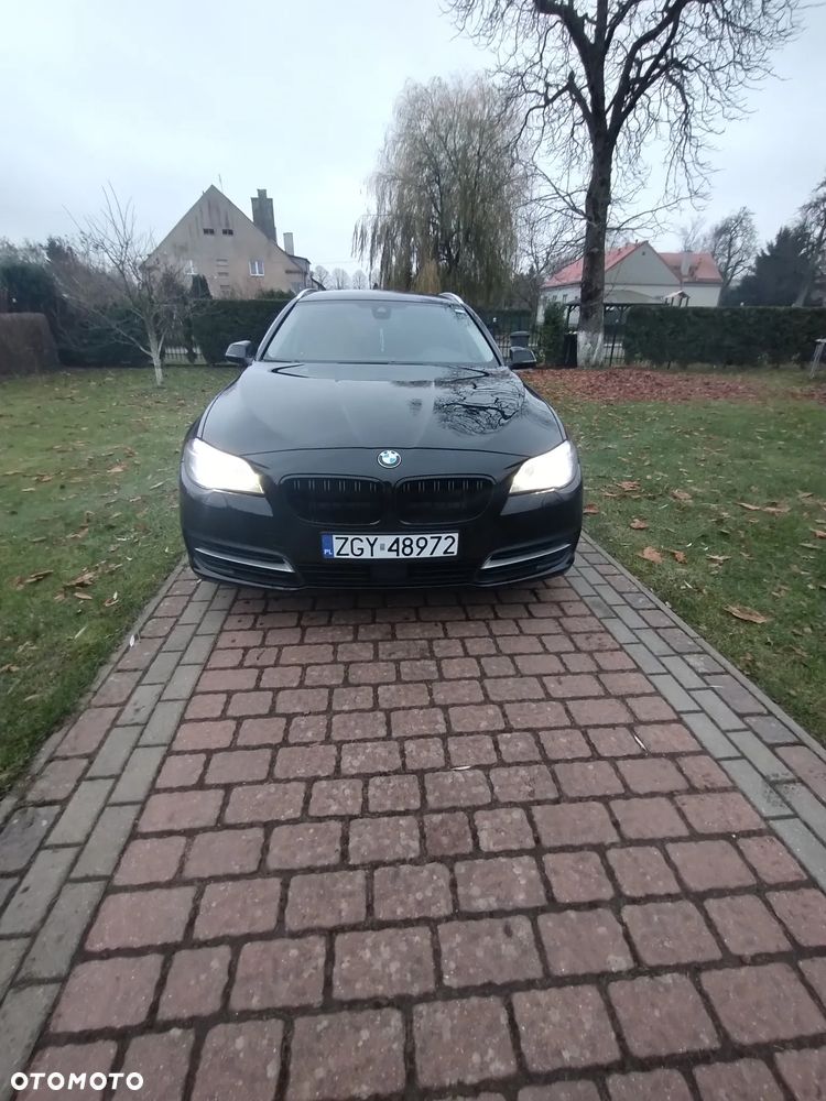 BMW Seria 5 530d Luxury Line - 11
