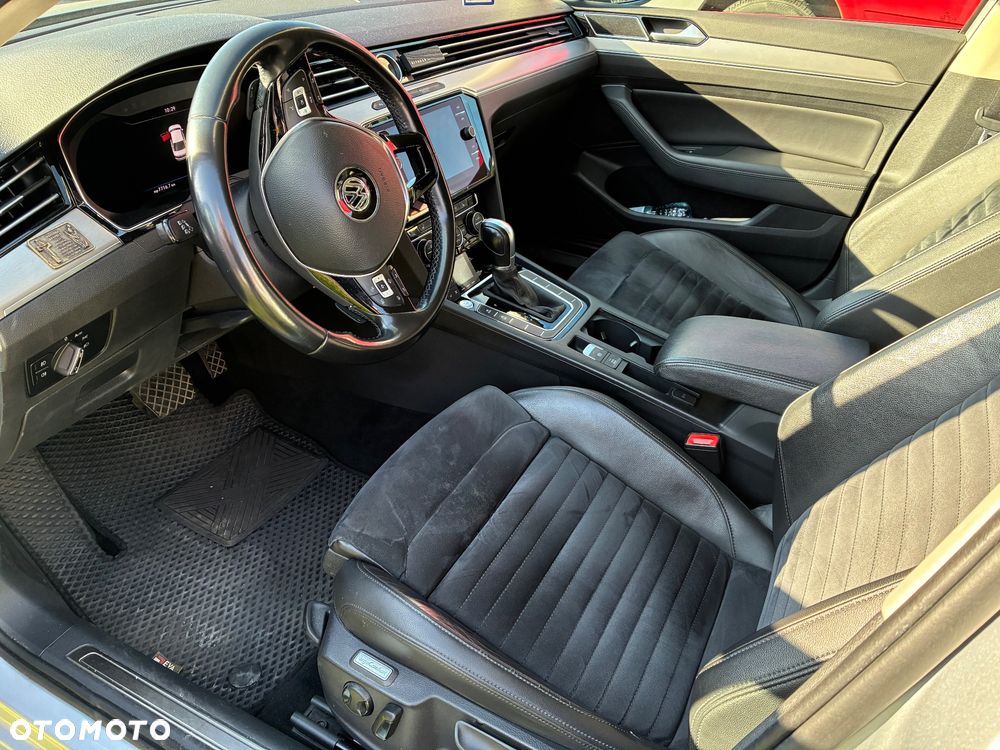 Volkswagen Passat - 8