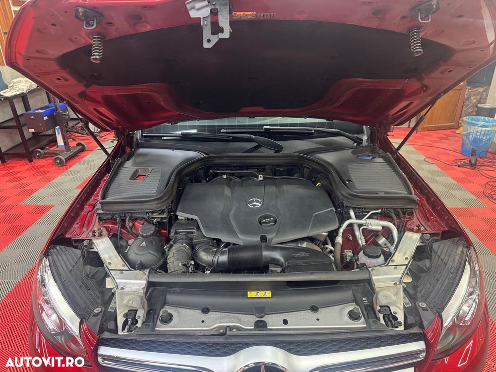 Mercedes-Benz GLC - 11