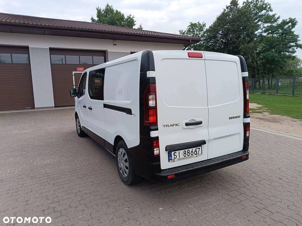 Renault Trafic - 19