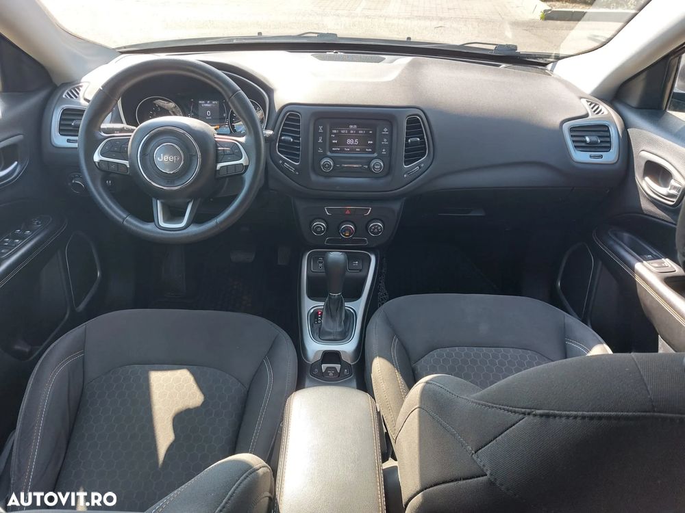 Jeep Compass - 2