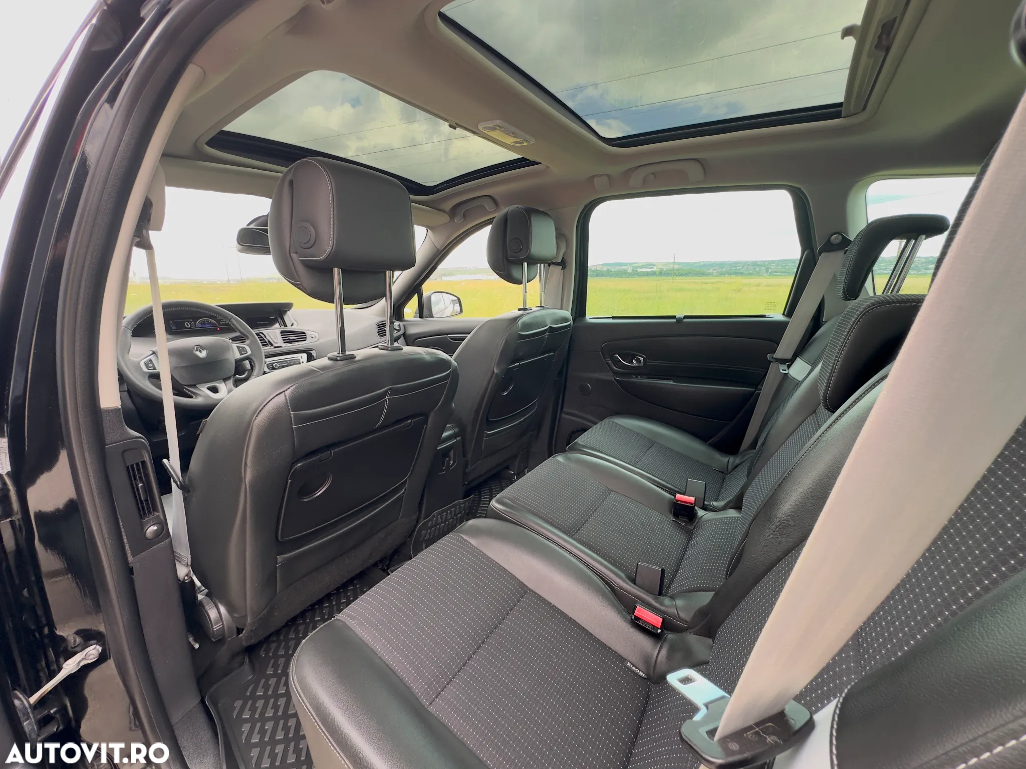 Renault Grand Scenic 1.5 dCi EDC Privilege - 17