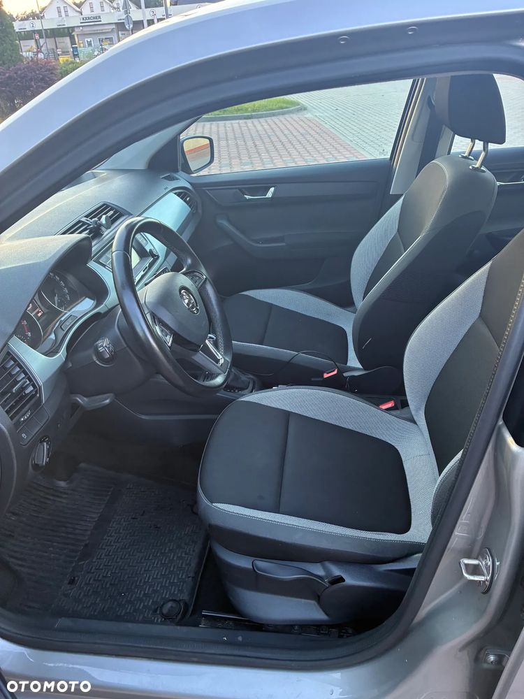 Skoda Fabia 1.0 TSI Ambition DSG - 7