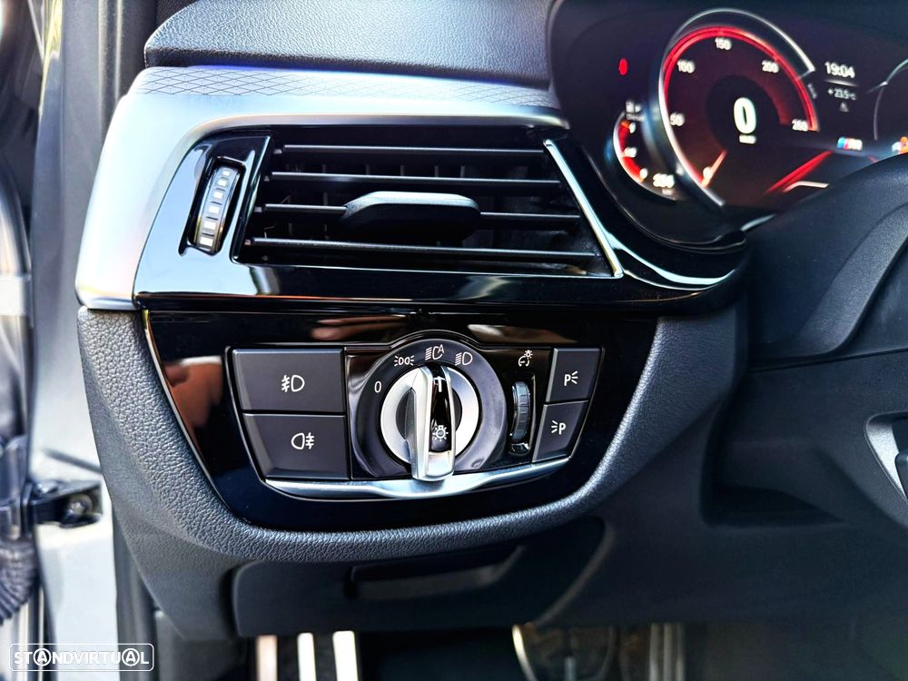 BMW 520 d Pack M Auto - 11