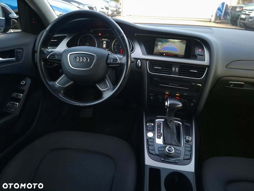 Audi A4 Avant 2.0 TDI DPF quattro S tronic Attraction - 14