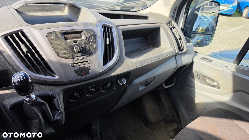 Ford Transit - 6