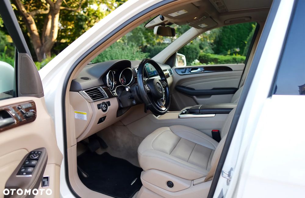 Mercedes-Benz ML - 18