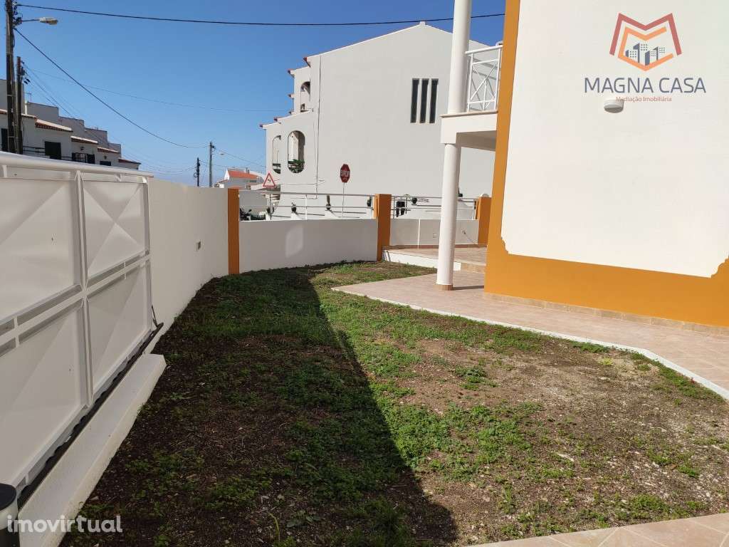 Moradia Renovada com Amplo Espaço Exterior - Ericeira - Grande imagem: 3/41