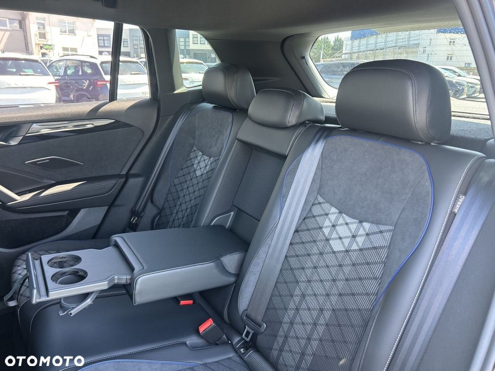 Volkswagen Tiguan 1.5 eTSI R-Line Plus DSG - 17