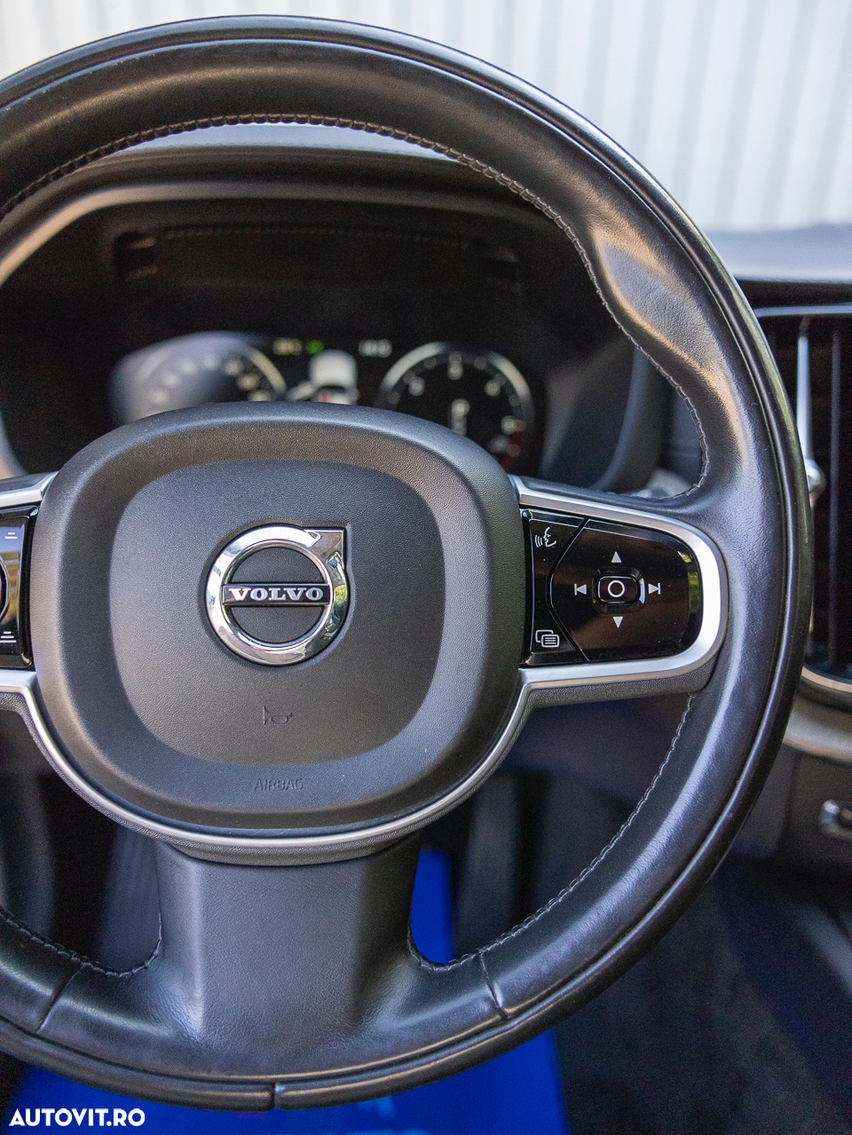 Volvo XC 60 D4 AWD Geartronic Inscription - 21